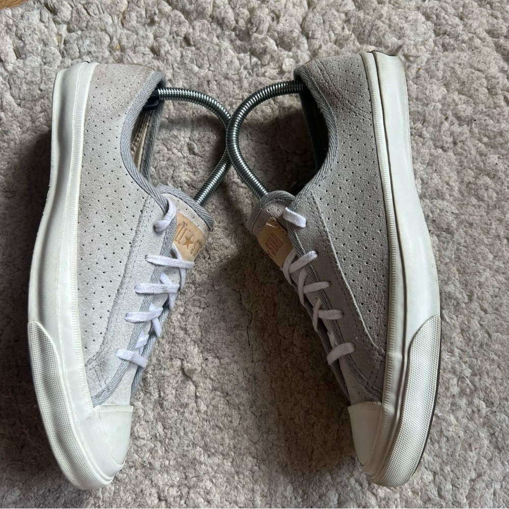 Converse Chuck Taylor All Star Gray Suede Polka Dot Sneakers Size 8 Low Top - Picture 3 of 11